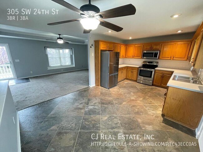Foto del edificio - 305 SW 24th St