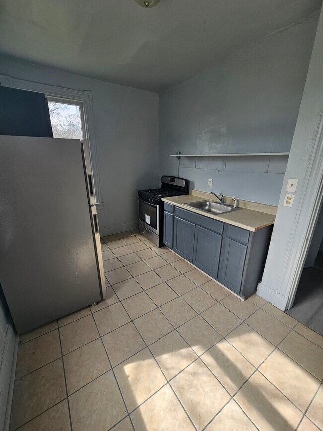 Foto del edificio - 633 Hawthorne Ave