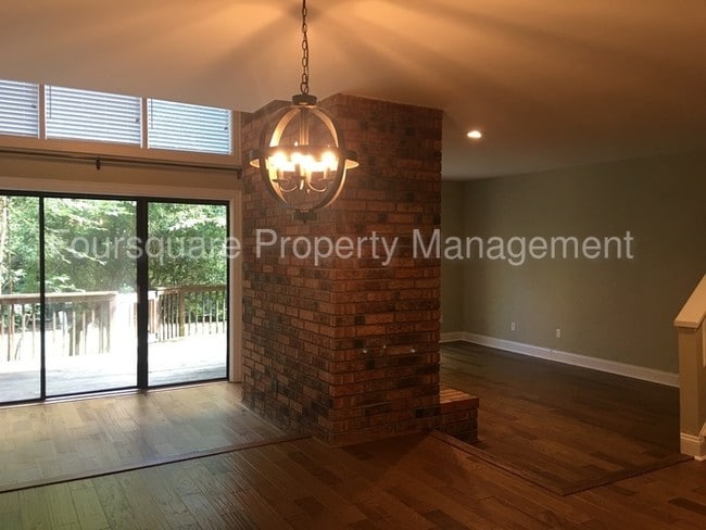 Building Photo - 4407 Sunscape Ln