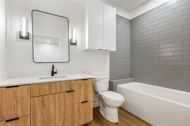Foto del edificio - 949 SE 10th St