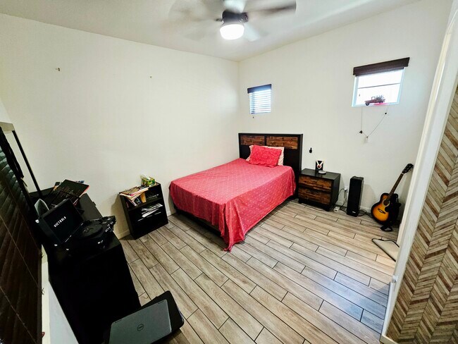 Foto del edificio - 22112 N 59th Pl