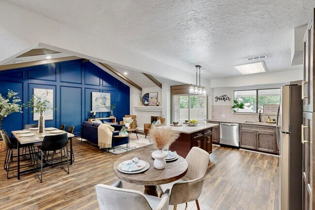 Foto del edificio - 3965 Singleleaf Ln