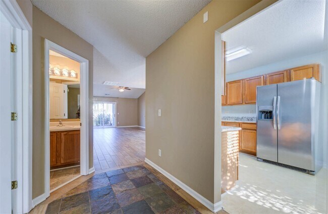 Building Photo - 7347 Suncatcher Drive, Hanahan, SC 29410 -...
