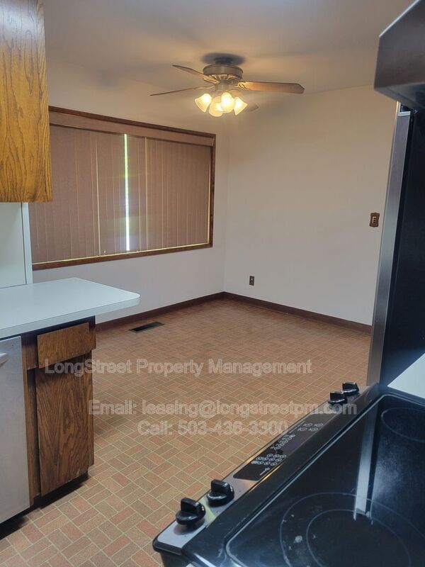 Foto del edificio - 14625 NE Knott Ct