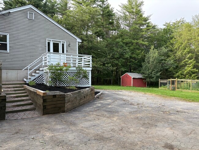 Building Photo - 20 Gee Rd