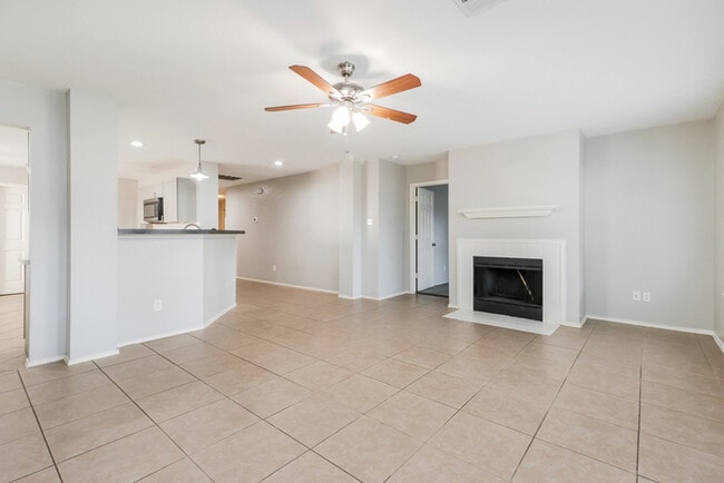 Building Photo - 3723 Nutwood Ln