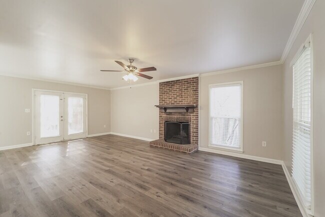 Building Photo - 7100 Falconwood Ct