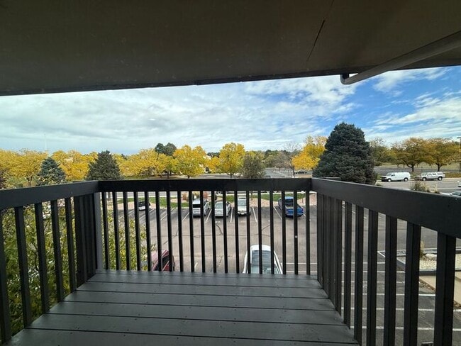 Photo - Fully renovated 1-bedroom condo in Norwood!