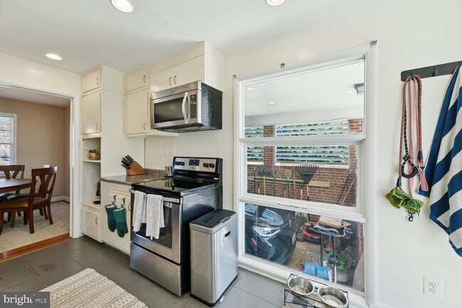 Foto del edificio - 4611 N Chambliss St