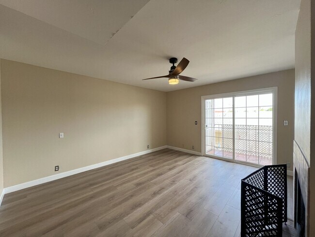Foto del edificio - Newly renovated 2 bedroom 2.5 bath condo