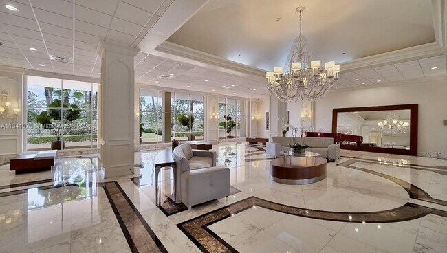 Foto del edificio - 5600 Collins Ave