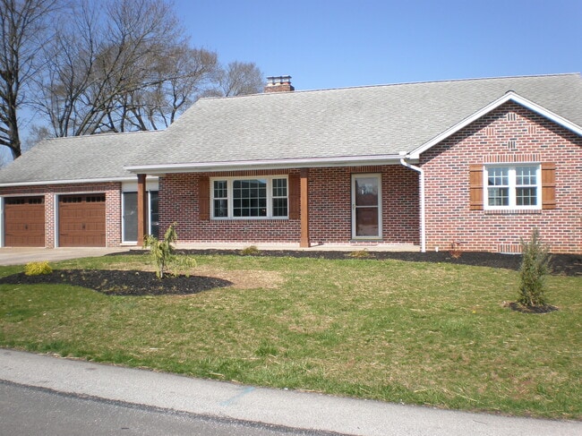 Building Photo - 1555 Church Rd