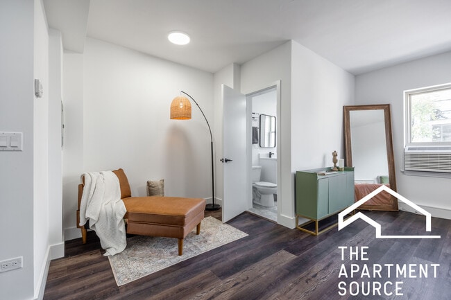 Foto del edificio - 1555 W Hollywood Ave