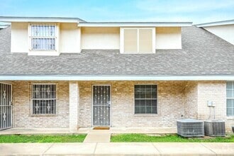 Building Photo - 8911 McPherson Rd