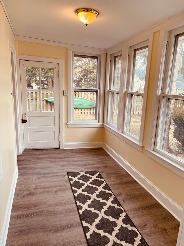 Sunroom - 418 Washington St