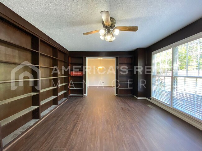 Foto del edificio - DEPOSIT PENDING! Home for Rent in Hoover! ...