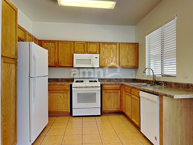 Foto del edificio - 11170 W Almeria Rd