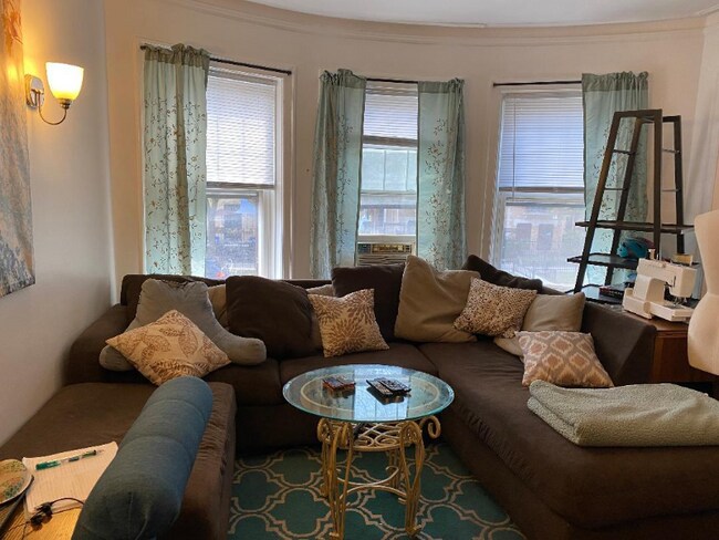 Foto del edificio - 1084 W Thorndale Ave