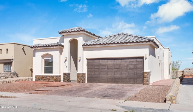 Building Photo - 3728 Loma Jacinto