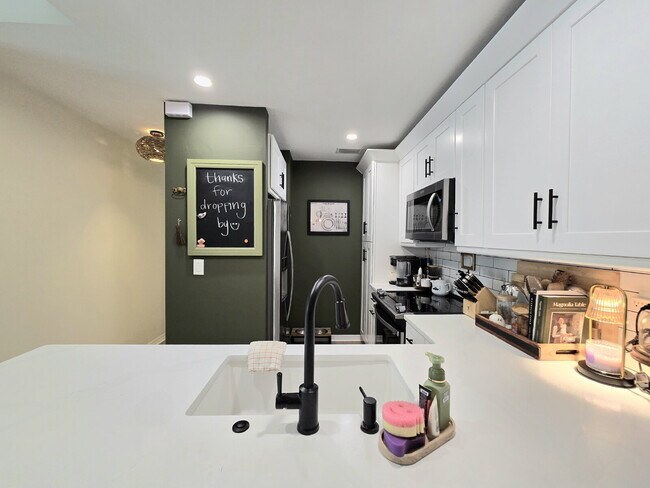 Foto del edificio - 13275 Whitehaven Ln