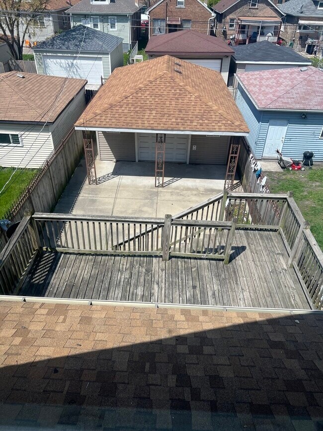 Foto del edificio - 10642 S Calhoun Ave