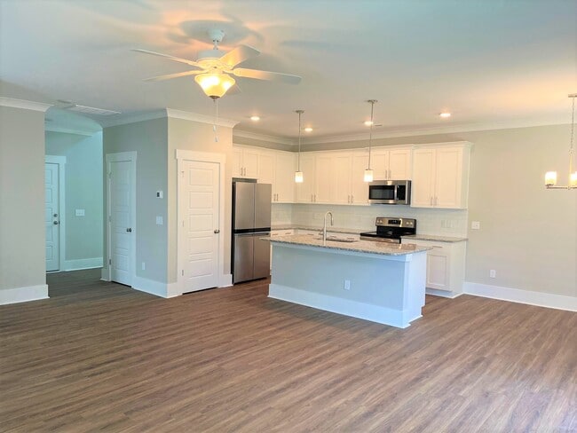 Building Photo - 741 Cypress Village Pl