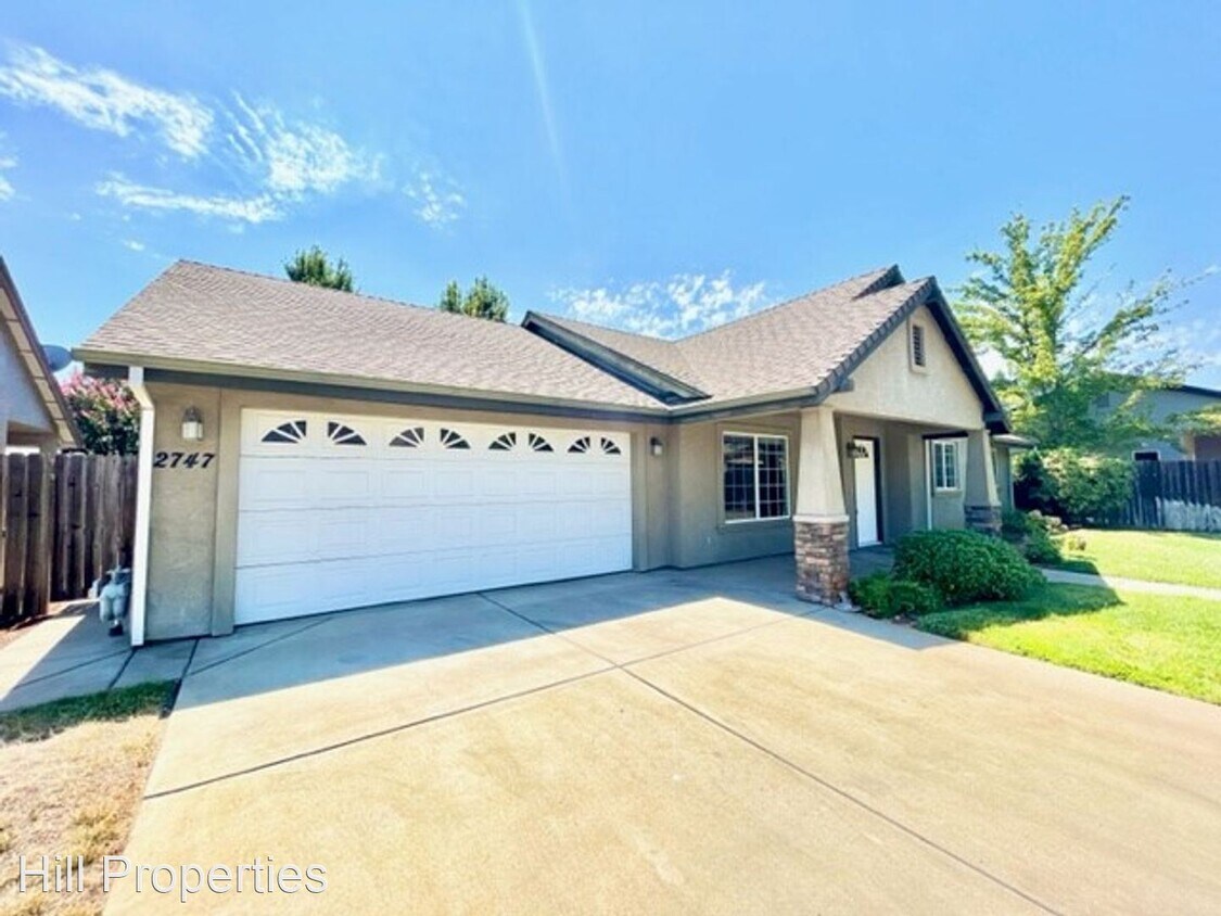 3 br, 2 bath House 2747 Swallowtail Way House Rental in Chico, CA