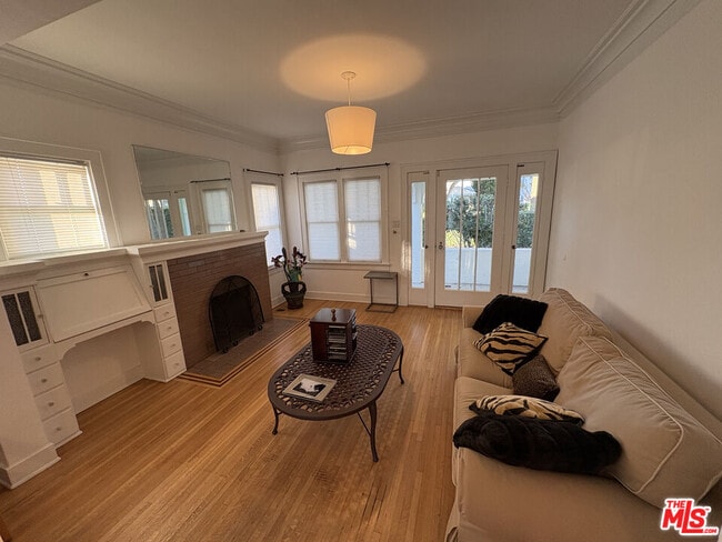 Foto del edificio - 4181 Lincoln Ave