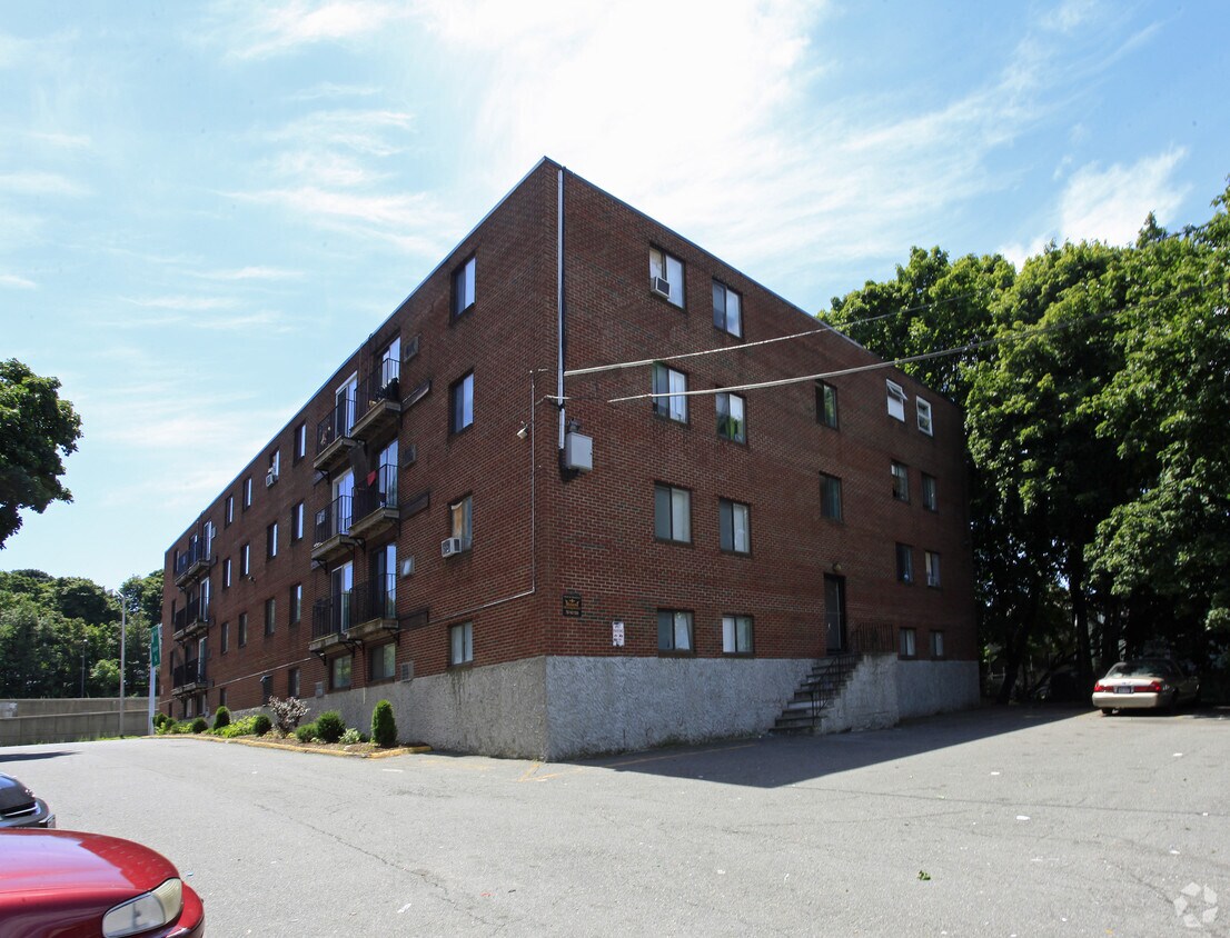 252 de la playa de Revere Pky - 252 Revere Beach Pkwy