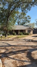 Building Photo - 9502 Lark Meadow Dr