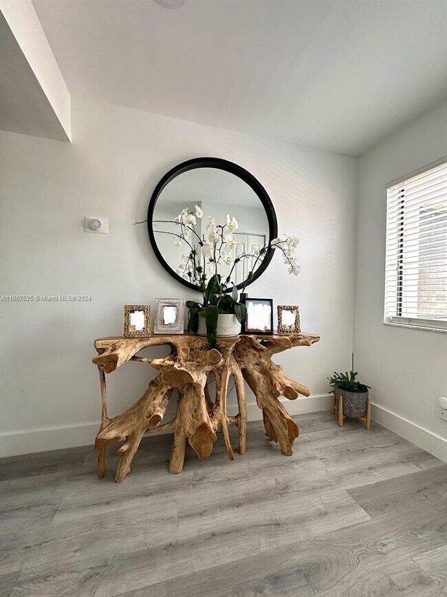 Foto del edificio - 8102 NW 17th Manor