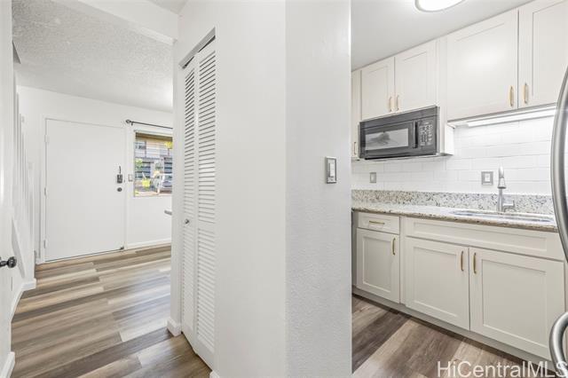Foto del edificio - 94-1474-1474 Lanikuhana Ave