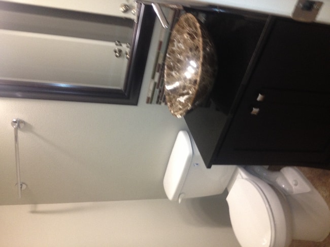 Foto del edificio - 140 Uwapo Rd