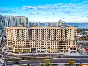 Building Photo - Cordelia