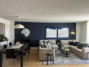 Building Photo - 1900 S Ocean Blvd