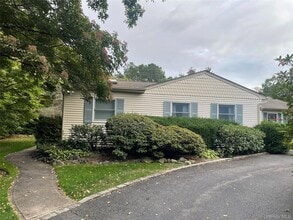 Building Photo - 54 Old Brook Rd