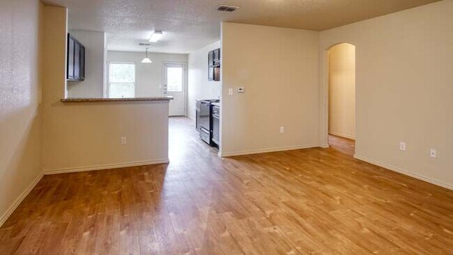 Building Photo - 10507 Goose Way