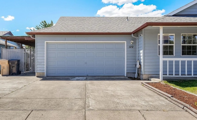 Foto del edificio - 122 Goldfish Farm Rd SE