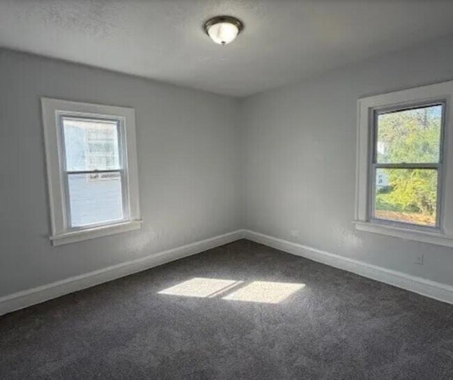 Foto del edificio - 3294 E 146th St