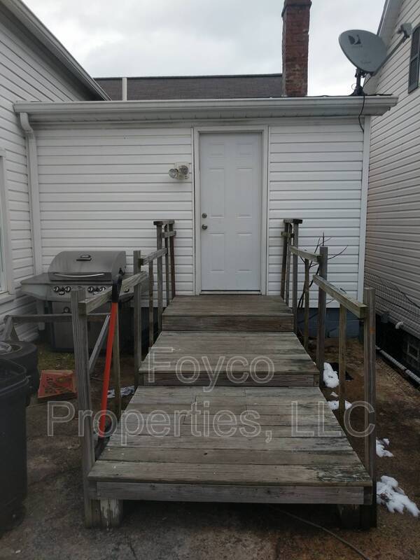 219 Meadow Ave Unit 3, Charleroi, PA 15022 Condo for Rent in