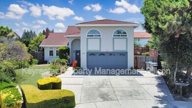 Building Photo - 1806 Blackmore Ct