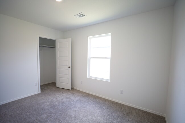 Building Photo - 5304 Orchard Pass