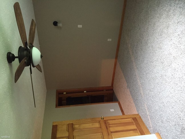 Building Photo - 1606 Thornhill Dr