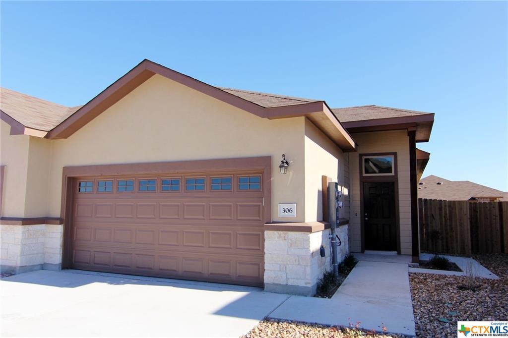 306 Creekside Curve, New Braunfels, TX 78130 Townhome Rentals in New