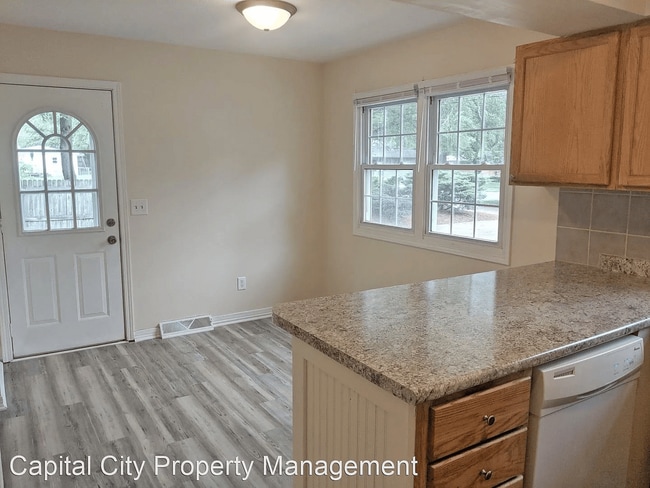 Foto del edificio - 4801/4803 SW 14th Street