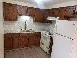 Building Photo - 1129 Farnsworth Ave