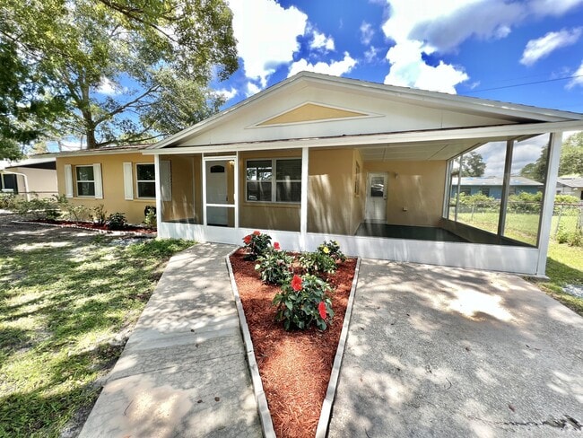 Photo - 1120 NE 24th Terrace House