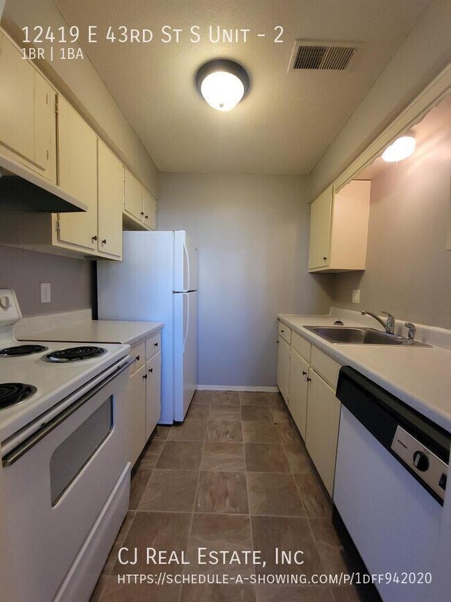 Foto del edificio - 12419 East 43rd St S