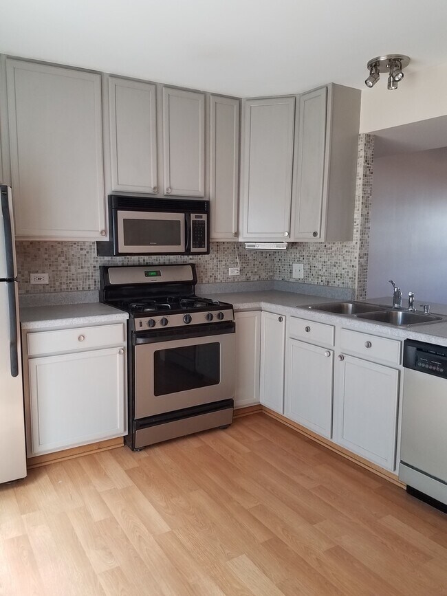 Foto del edificio - 651 W Liberty St