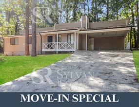 Building Photo - 2085 Swan Ct